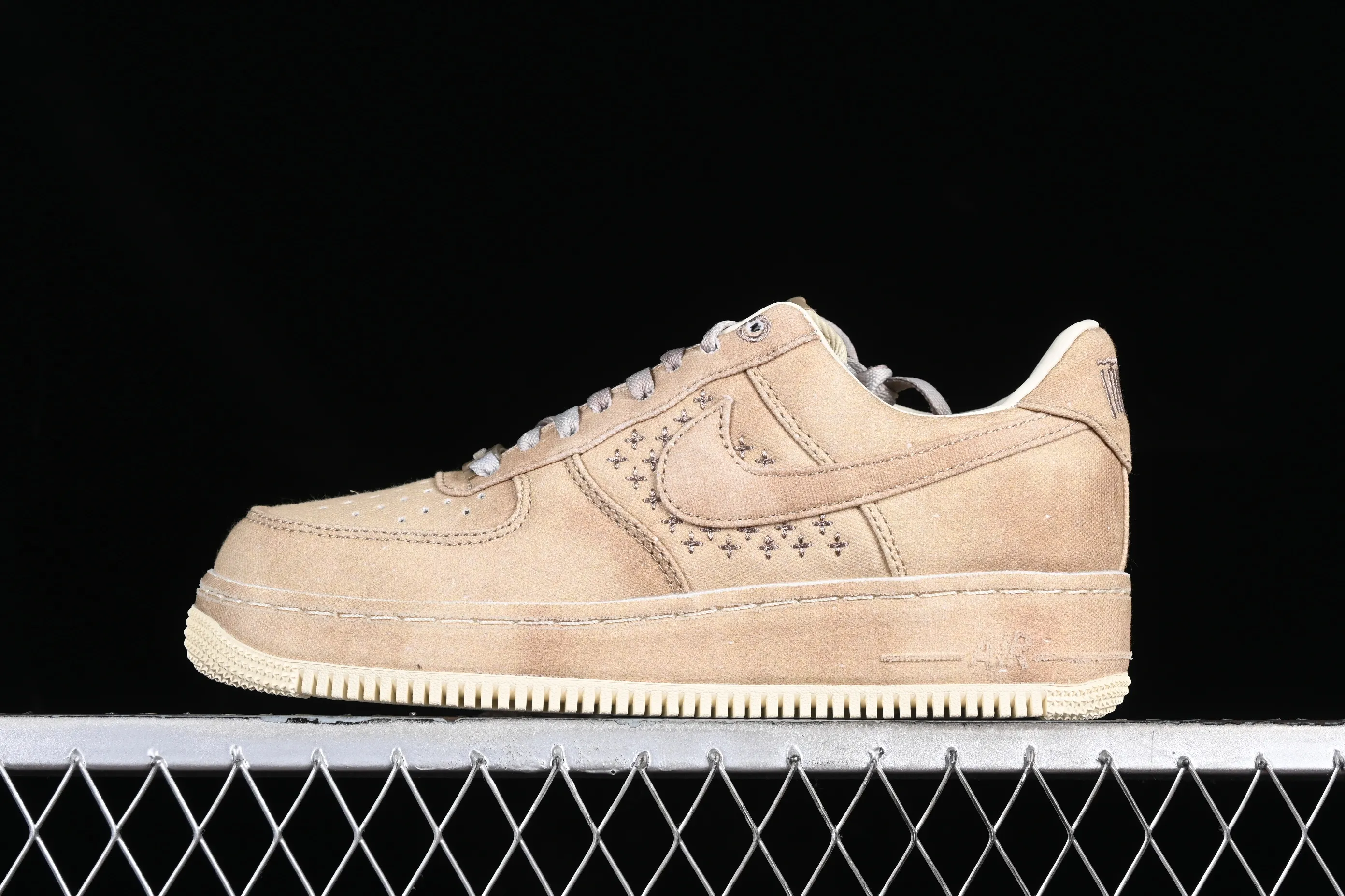 All categories Nk Air Force 1 Air Force series Nk Air Force 1 Low Air Force low top Pure original Nk Air Force 1'07 Low "Nai Ke Cha" Tea theme Longjing tea Air Force 1 low top casual sneakers DV4246-211